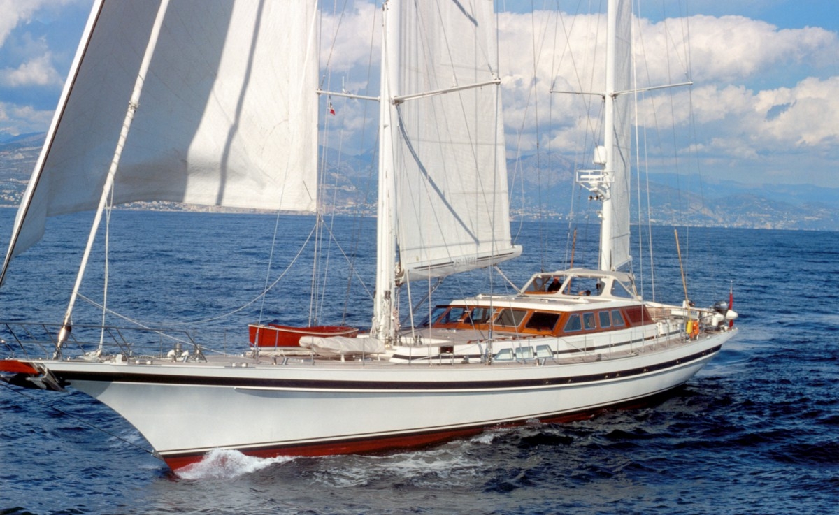 motor yacht sea lion 62m